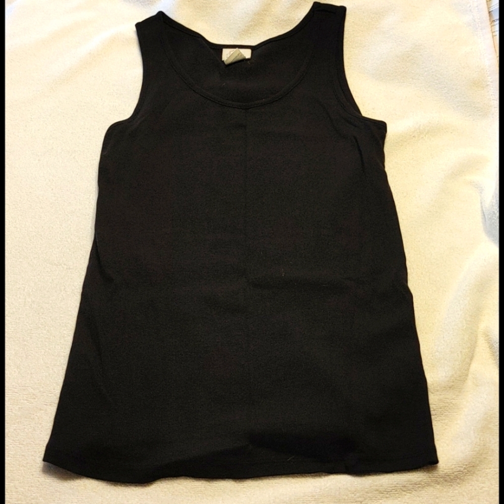 Oh Baby by Motherhood maternity black tank top
